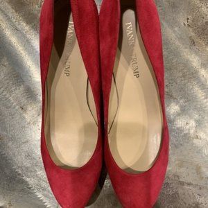 Red Pump Platforms